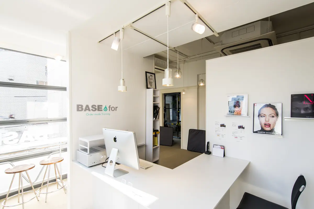神戸三宮 パーソナルジム　BASE for